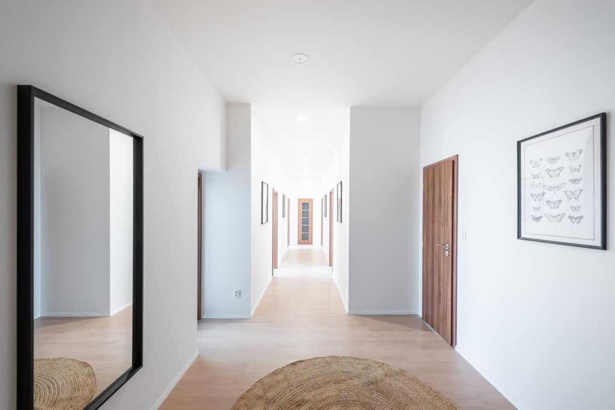 Apartment Well-located Luxury 3br Oasis In